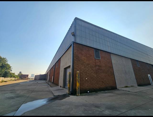 24,057M² WAREHOUSE TO LET IN WILBART
